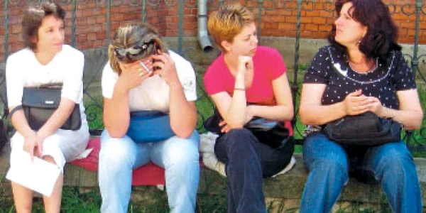Dascăli excluşi de la examen
