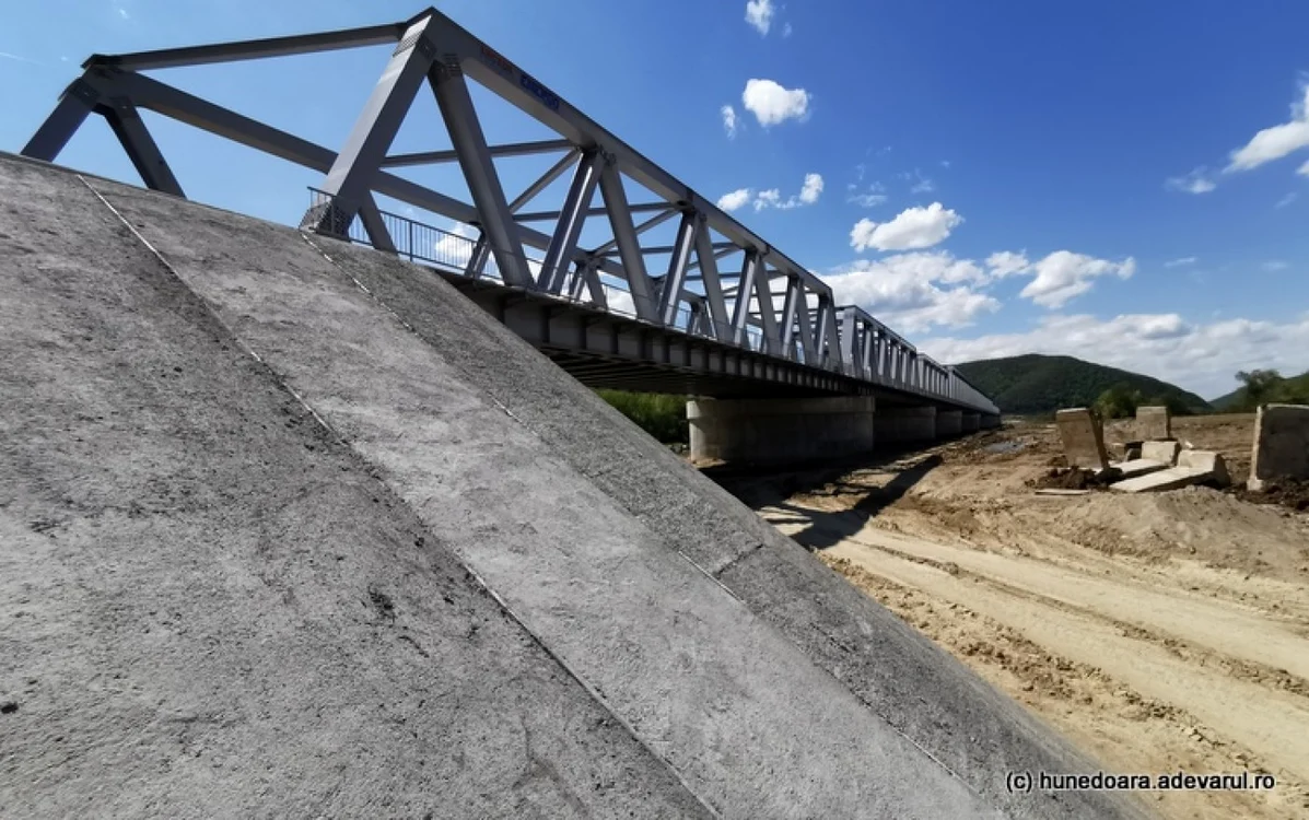 Podul de la Burjuc Foto: Daniel Guţă. ADEVĂRUL