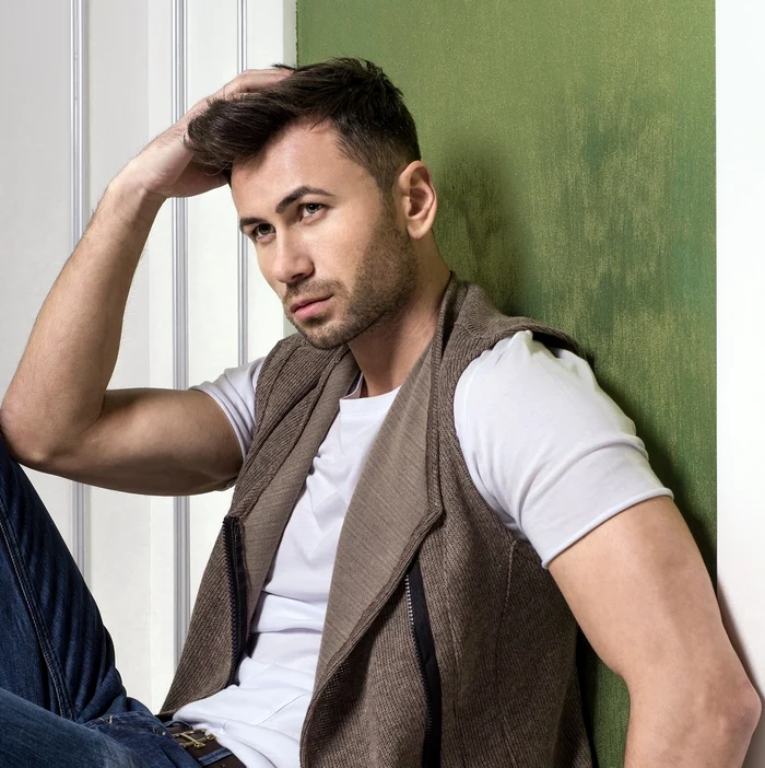 Mattyas are multe proiecte