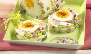 rulada cu branza si sunca jpeg