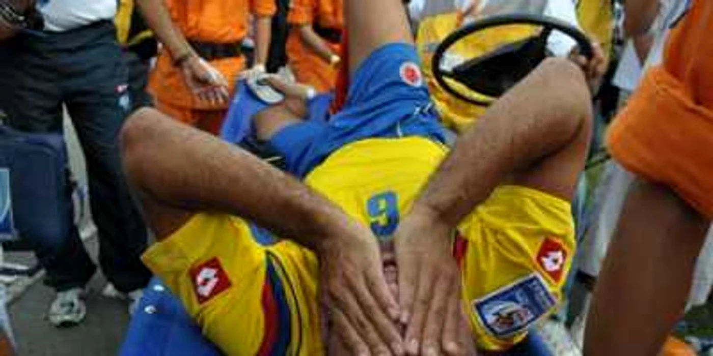VIDEO ŞOCANT O altă fractură horror în fotbalul mondial