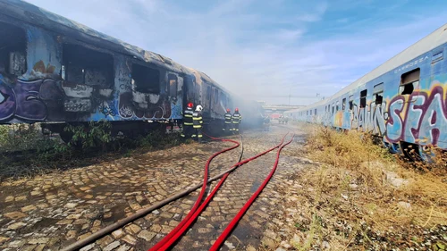 Incendiu între Podul Grand și Basarab  FOTO ISU