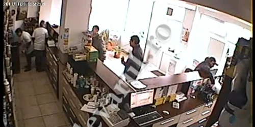 Incidentul a fost filmat de camerele de supraveghere