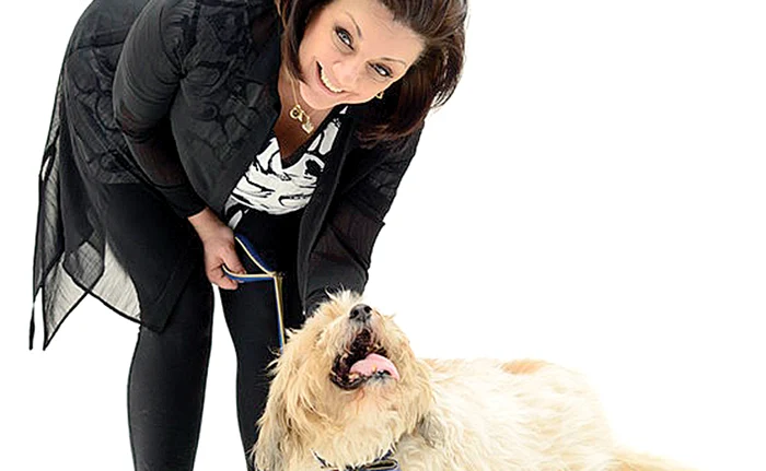 Carmen Tănase a adoptat un câine abandonat