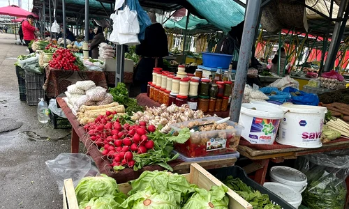 piata bm1 foto angela sabau jpg