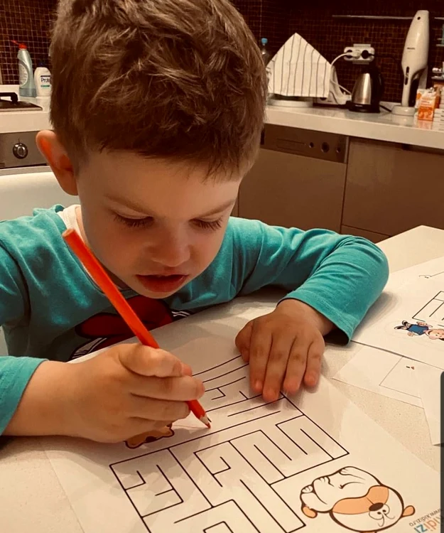 Milan nu neglijează temele de la grădiniţă