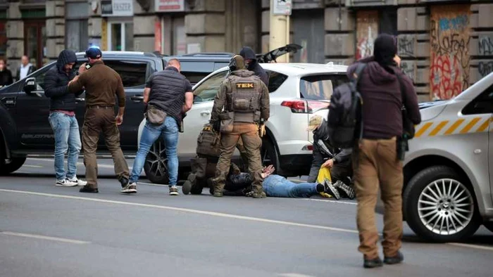 Forțele de securitate maghiare, rețin un cetățean ucrainean care lucra anterior ca diplomat/ FOTO:X