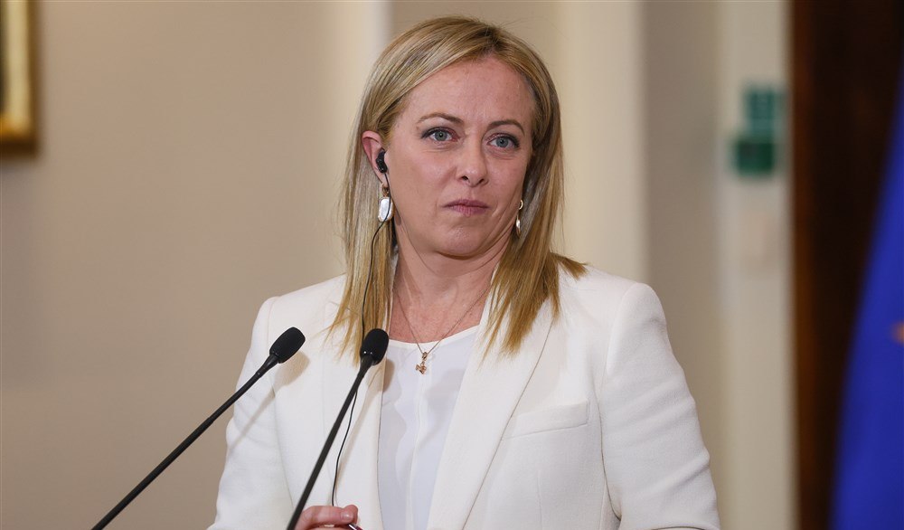 Cum a reușit Giorgia Meloni să reziste la guvernare, deși nimeni nu-i dădea nicio șansă. Greul abia începe