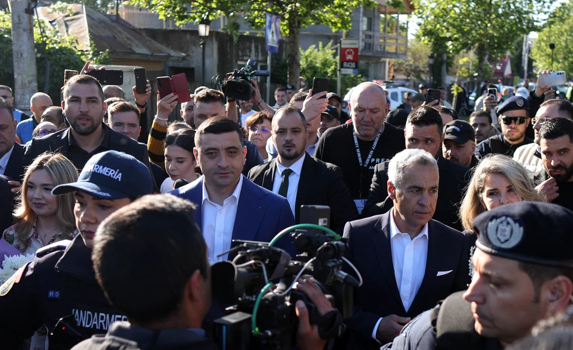 AUR susține că George Simion „a fost, este și va rămâne alături” de Călin Georgescu.