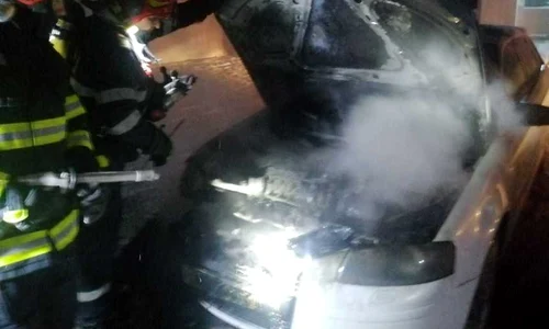 incendiu auto cimpeni jpeg