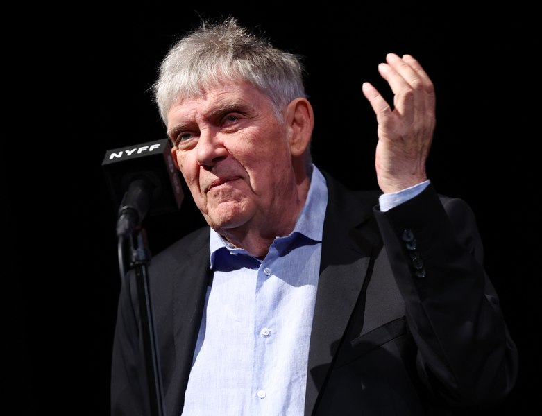 Regizorul Andrei Ujică, despre nostalgia autoritarismului: „Țările sunt pregătite foarte rar să-și privească propria istorie cu onestitate“