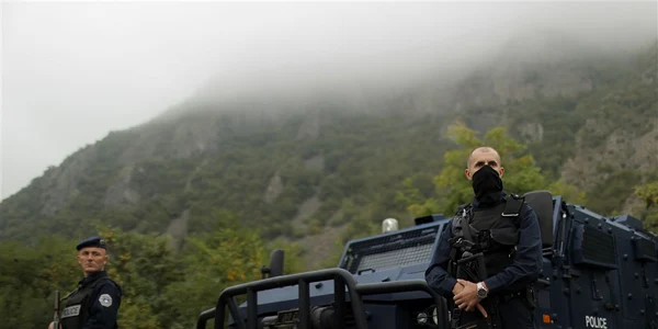 Politisti kosovari mobilizati in nordul tarii FOTO EPA EFE jpg