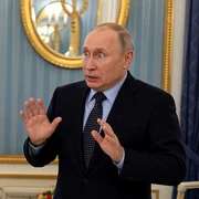 Putin Le Pen AI Grok jpg