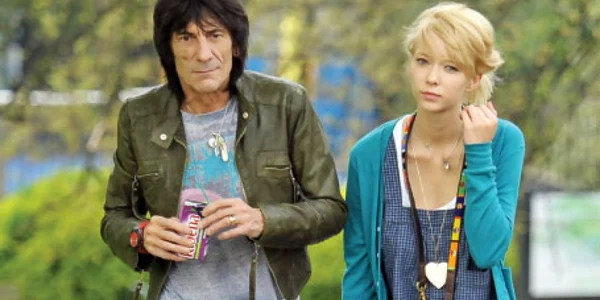 Ronnie Wood şi Ekaterina Ivanova au avut o relaţie tumultuoasă timp de un an şi jumătate