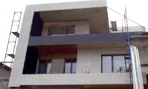 Şi cu acest bloculeţ Simona a avut probleme și a renunţat la două etaje ca să primească autorizaţie jpeg