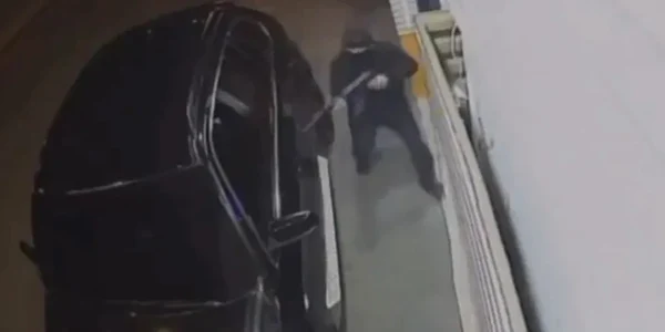 asasinat la atena FOTO captura video jpg
