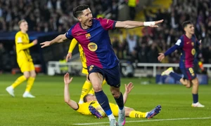 Robert Lewandowski (EPA) jpg