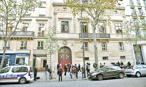 Poliţia a împânzit cartierul parizian unde a avut loc spargerea jpeg