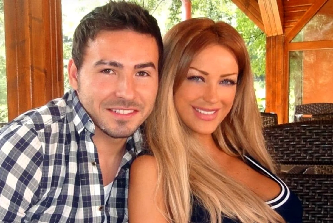 
    Bianca Drăgușanu era gata să renunțe la carieră de dragul lui Adrian Cristeafoto: arhiva personală  