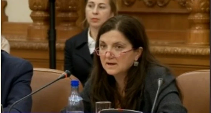 
    Ministrul Justiției, Raluca Prună a declanșat bătălia pentru fotoliul de procuror general al României  