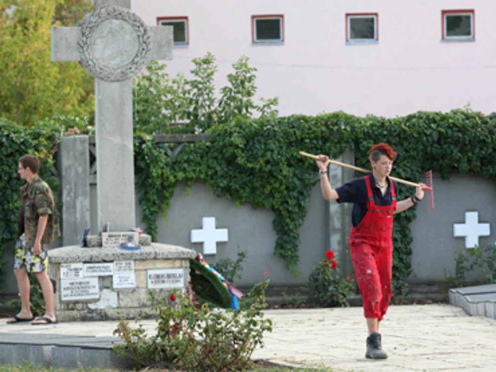 Iaşi: Tabără la mormintele soldaţilor germani