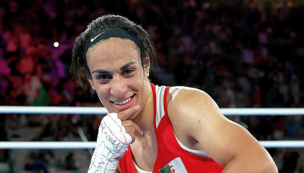 Imane Khelif, pugilista cu cromozomi masculini, este protagonista unui pictorial pentru Vogue Arabia
