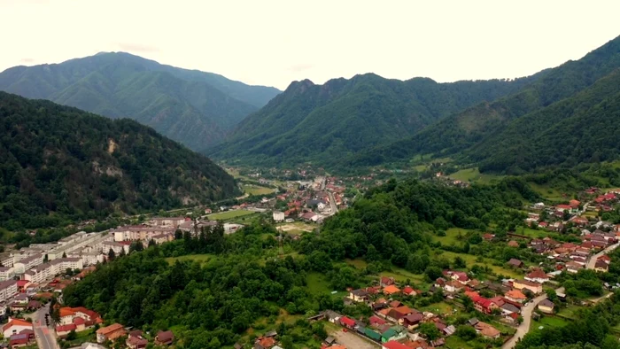 Brezoi - Valea Lotrului - Vâlcea Foto Adevărul 