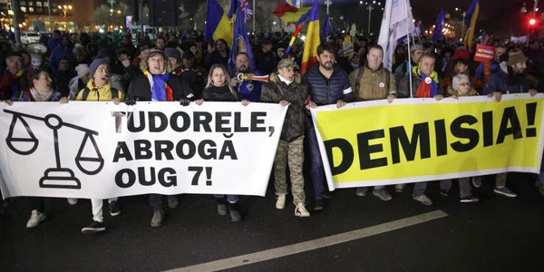 Marş - Piaţa Victoriei - Ministerul Justiţiei / FOTO Inquam Photos / George Călin / 3 mar 2019