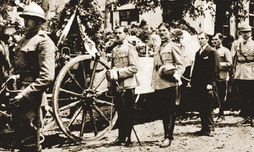 „Spioanele” care au salvat mii de ostaşi români în Primul Război Mondial  Şi au riscat viaţa pentru România Mare gif