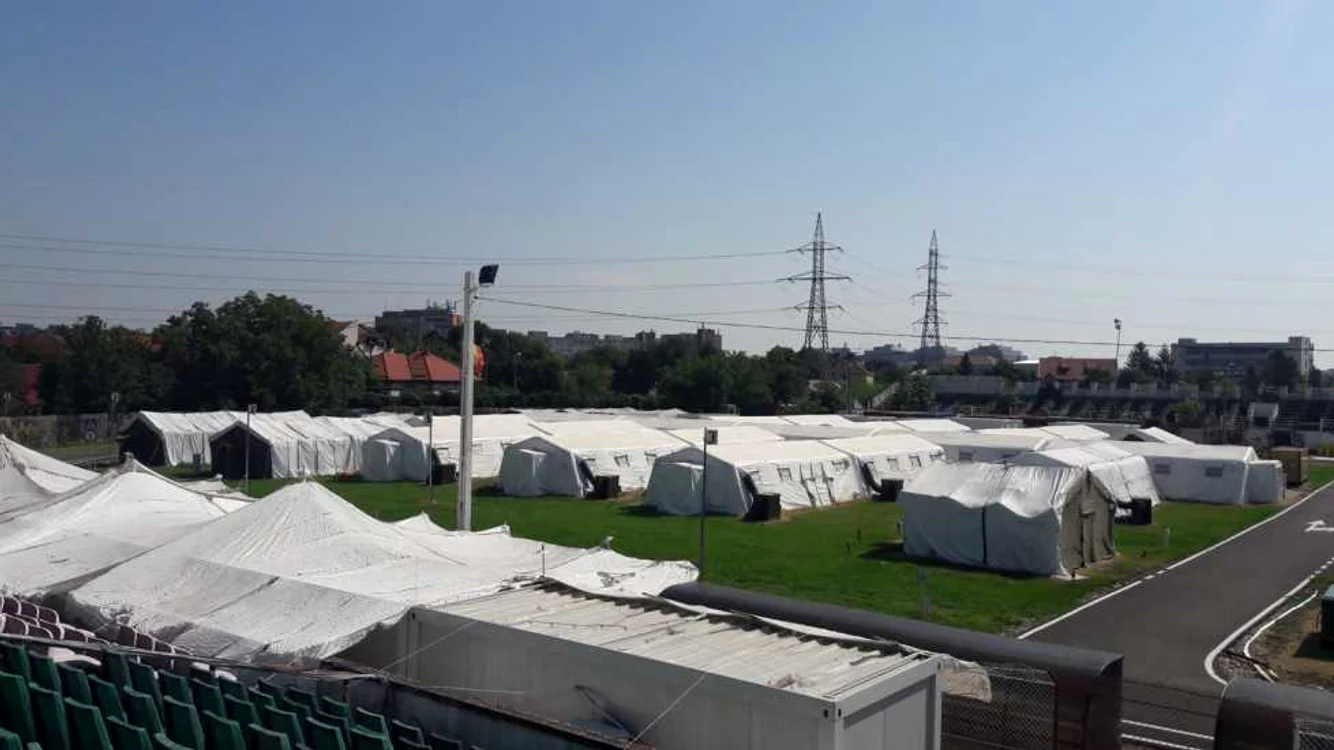 Spital militar de campanie pe stadionul CFR FOTO Ștefan Both
