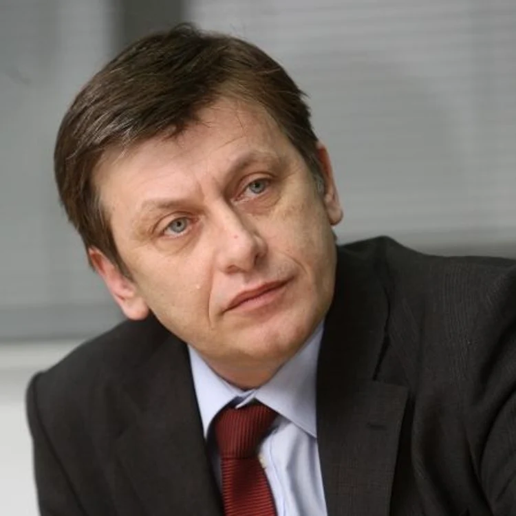 Liderul PNL a anunţat că îşi va depune demisia din funcţie