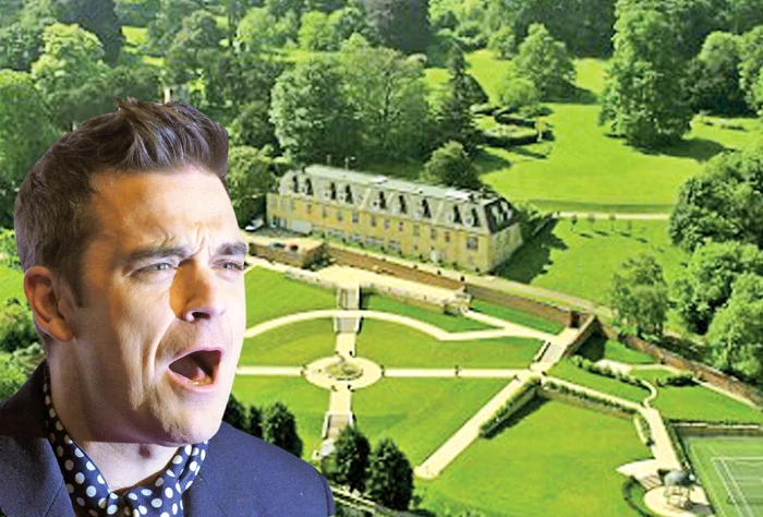 Palatul din Compton Bassett, Marea Britanie, are nu mai puţin de şapte dormitoare şi un observator astronomic de înaltă tehnologie