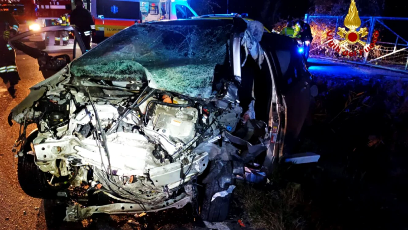 accident italia foto brigada de pompieri