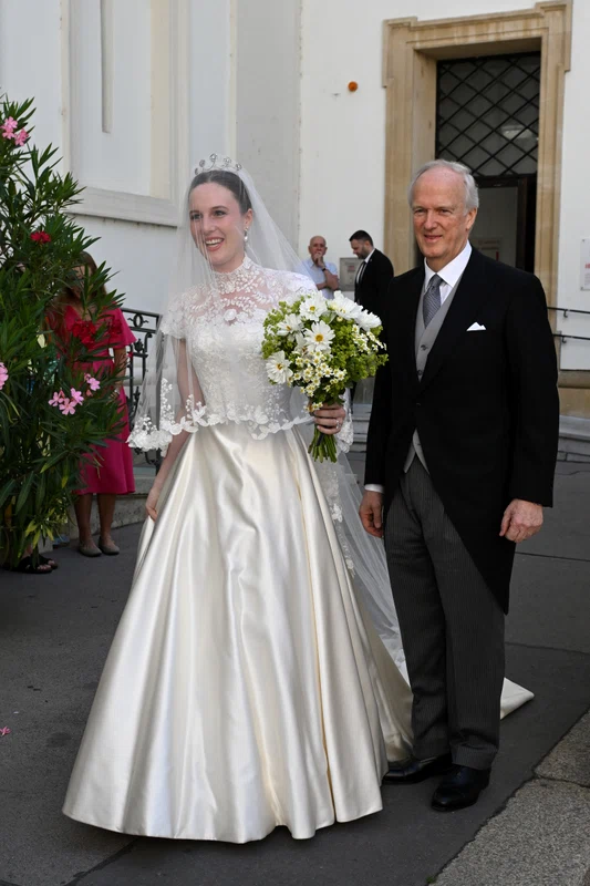 Isabel de Habsburg Lorena cu tatăl ei, Arhiducele Simeon al Austriei. FOTO: Getty Images