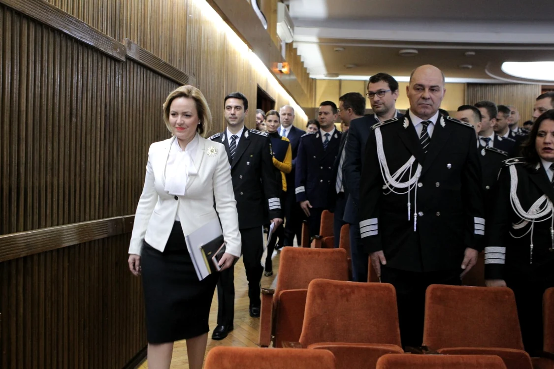 Ministrul de interne Carmen Dan a numit noii adjuncţi ai şefului Poliţiei Române