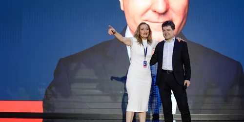 Elena Lasconi si Nicusor Dan la Congresul USR FOTO Inquam Photos Octav Ganea jpg