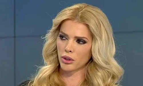 Alina Vidican suferă enorm de când a aflat de sarcina Valentinei Pelinel  jpeg