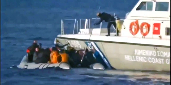 Refugiati in barca FOTO Captură video