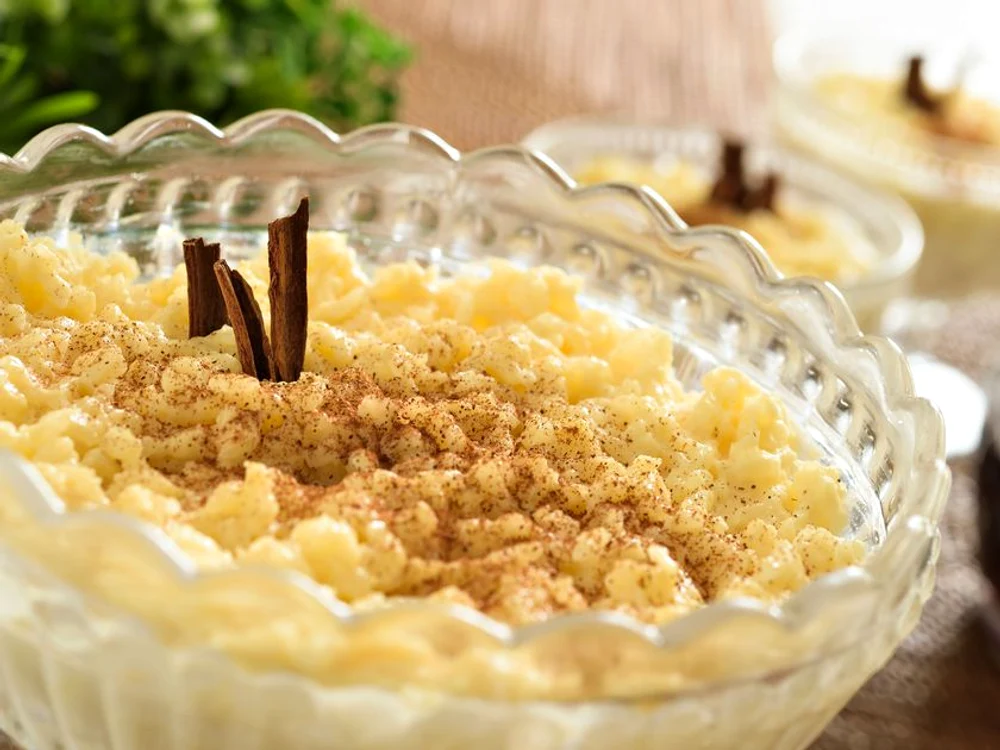 
    Budincă cremoasă de orez  
