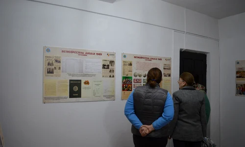 Expoziția itinerantă „Retrospectiva anului 1989”, la Muzeul Memorial „Nicolae Iorga”