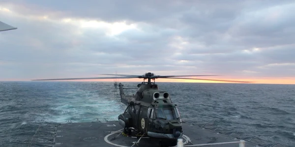 Elicopter Puma Naval FOTO Forţele Navale 