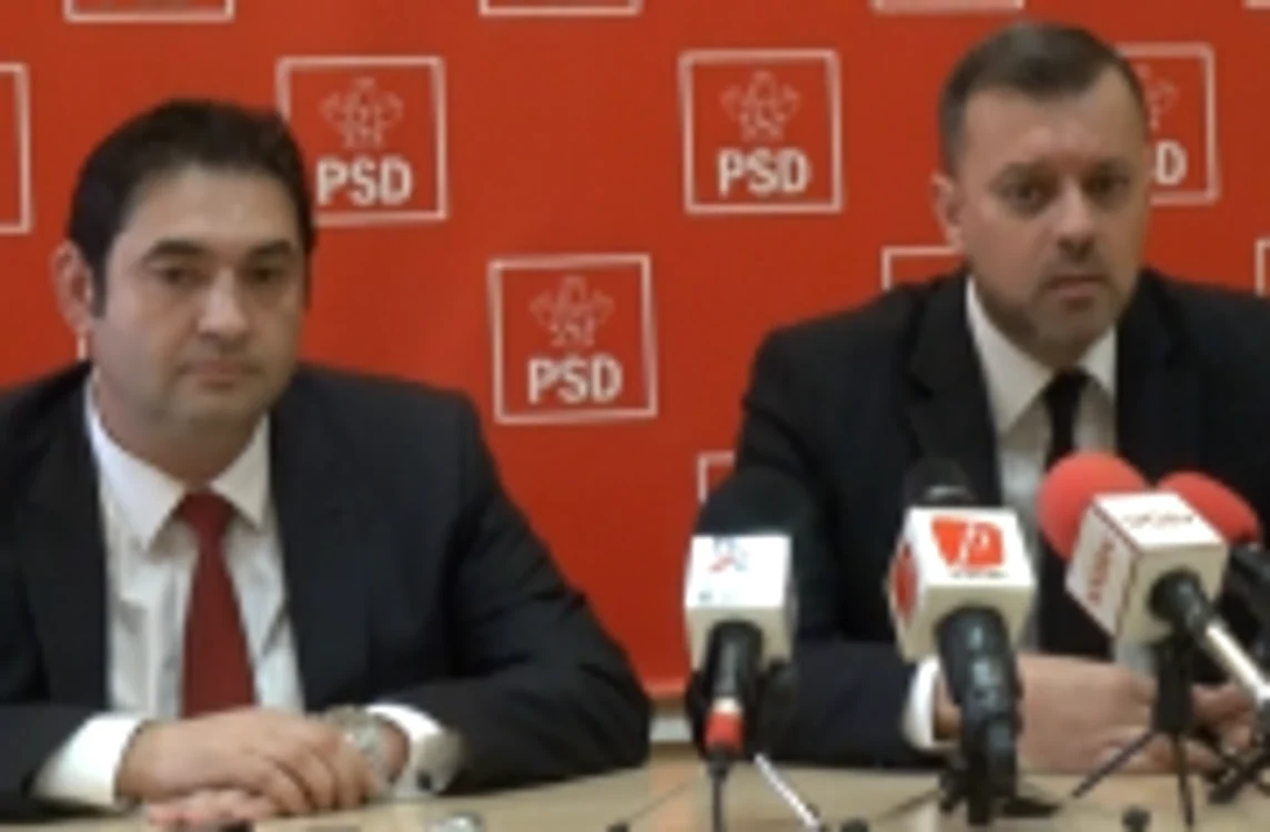 Doi foşti liberali (Emil Moţ - stânga, Sorin Brătoi), în aceeaşi barcă - PSD