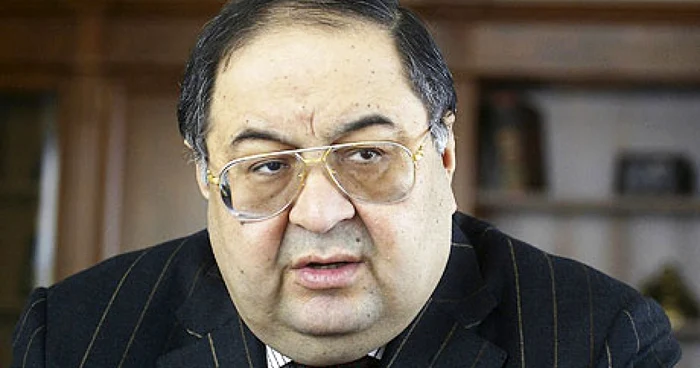 Usmanov are o avere estimată la peste 18 de miliarde de dolari şi deţine participaţii în cadrul Facebook, Twitter şi Groupon