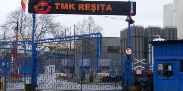 Angajatii de la TMK iau prime de sarbatori. 