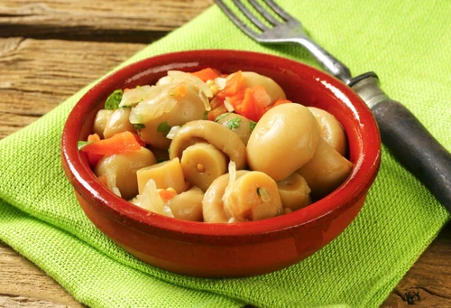 salata de ciuperci jpeg
