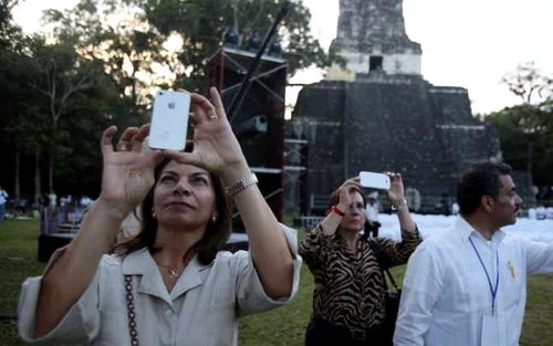 templul 2 maya guatemala REUTERS