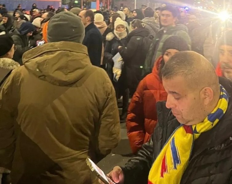 Miting pentru independența justiției în fața CSM. Printre protestatari sunt și susținători de-ai lui Georgescu precum Samir Duduianu SURSE