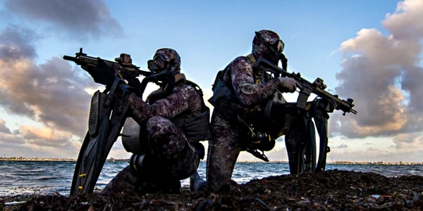 cursanţi Navy SEAL