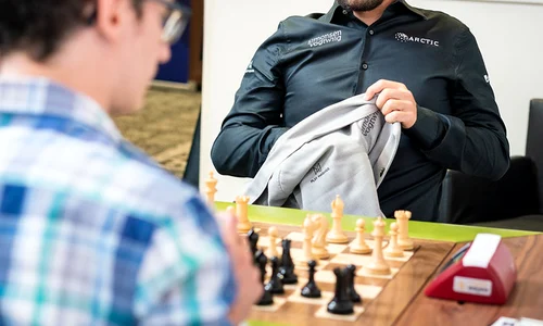 Carlsen și Himalaya șahului jpeg