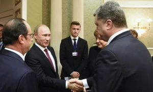 Negocieri la Minsk - Porosenko - Hollande - Putin FOTO AP